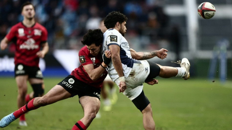 Toulon cling on to edge Montpellier, Clermont climb to 5th
