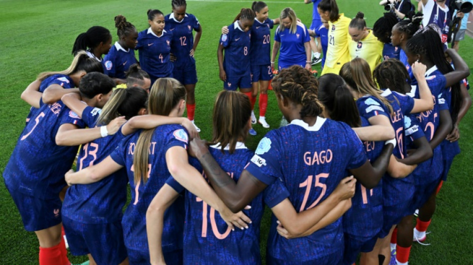 Euro-2025: l'&eacute;quipe de France et sa jeunesse veulent encha&icirc;ner face au Pays de Galles