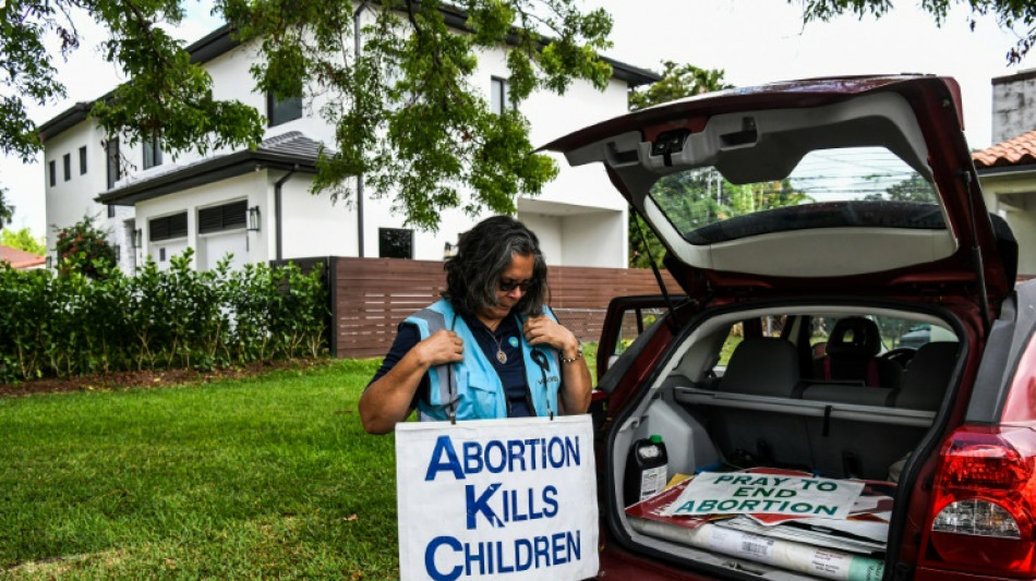 En Florida, militantes celebran posible decisi&oacute;n de la Corte Suprema de EEUU contra el aborto