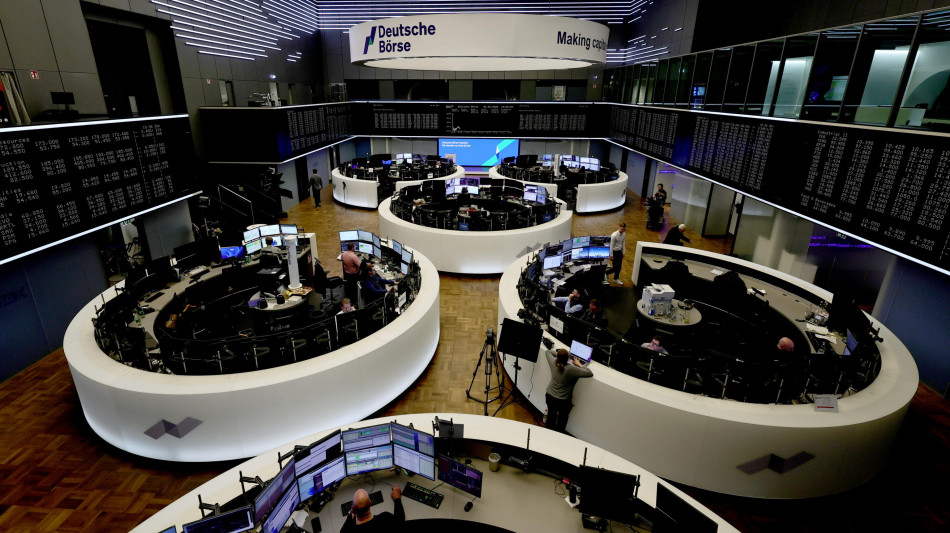 Borsa: l'Europa apre cauta tra il Medio Oriente e i timori per l'Ia