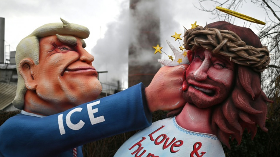 German carnival revellers take sidesweep at Putin, Trump, Epstein