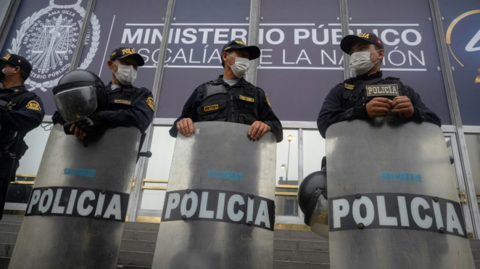Presidente de Per&uacute; declara ante fiscal&iacute;a por caso de supuesta corrupci&oacute;n