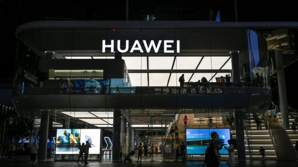 Huawei registra ca&iacute;da de ingresos de 5,9% en primer semestre