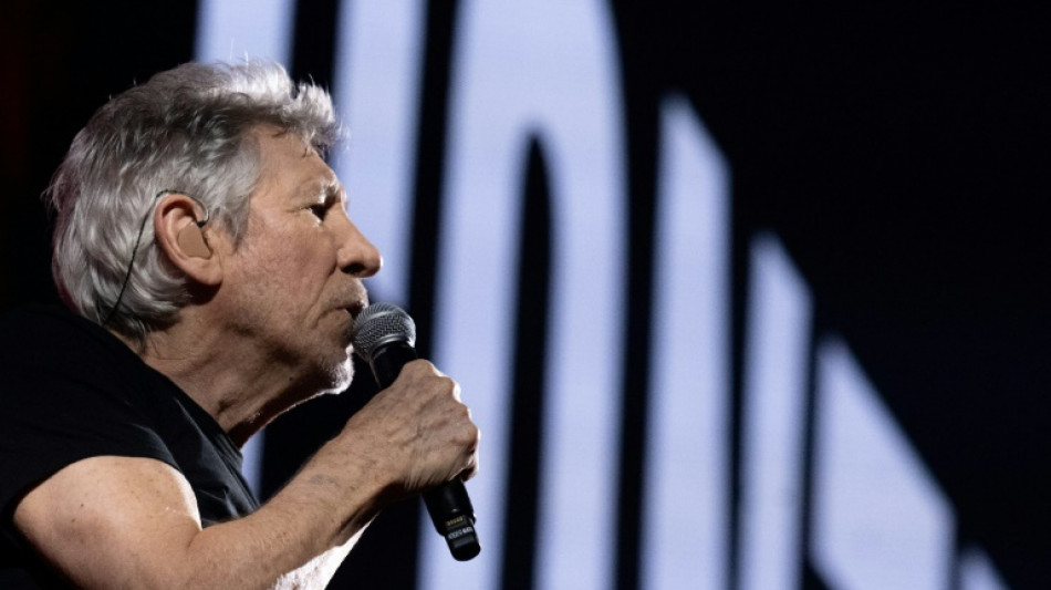 La policía alemana investiga a Roger Waters por un atuendo de estilo nazi