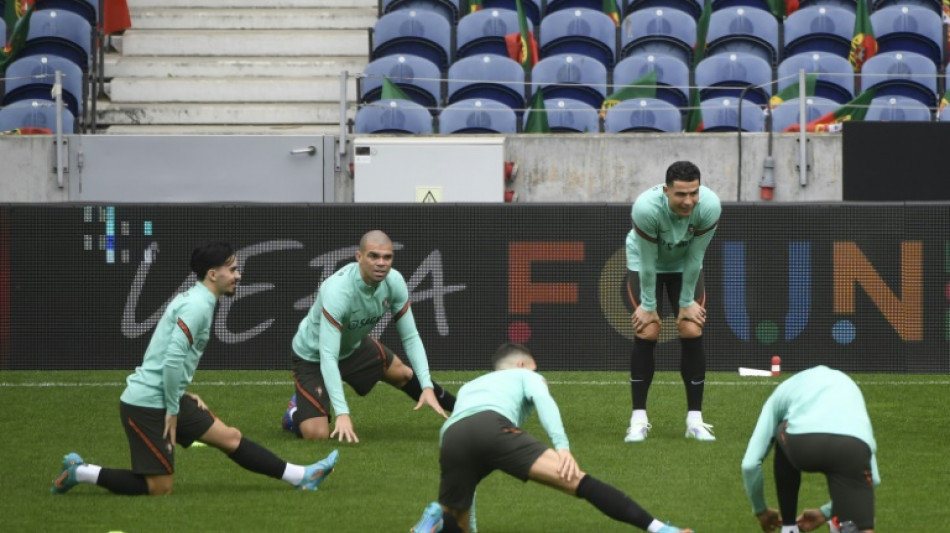 Mondial-2022: le Portugal en favori, duel Zlatan-Lewandowski en barrages Europe