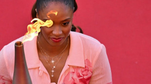 Chama olímpica chega ao tapete vermelho do Festival de Cannes
