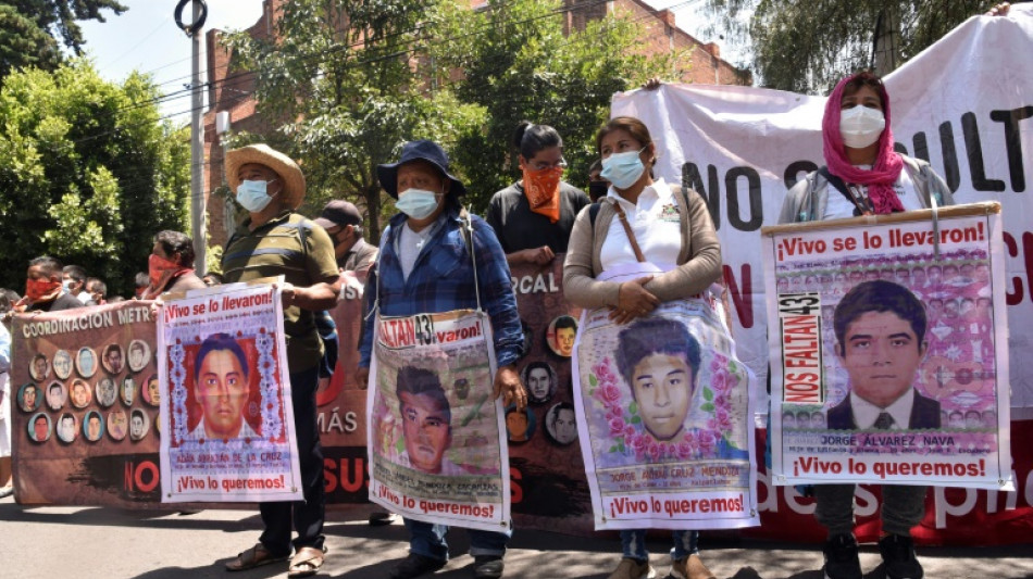 Families of missing Mexico students urge Israel to deport suspect