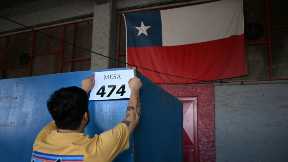 Come&ccedil;a elei&ccedil;&atilde;o para presidente no Chile com extrema direita como favorita