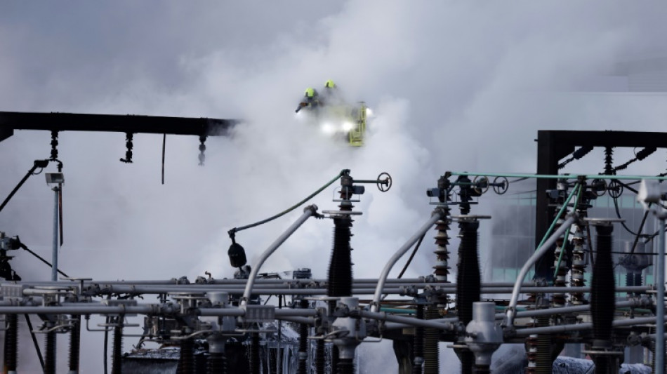 El incendio que provoc&oacute; el cierre de Heathrow se debi&oacute; a una fuga no reparada de un transformador